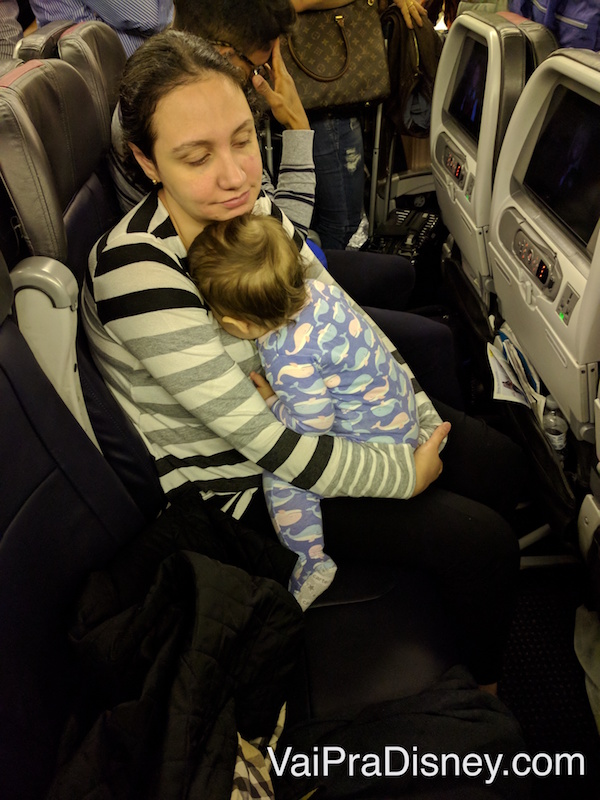 Viajando De Aviao Com Bebe Dicas Para Uma Viagem Tranquila